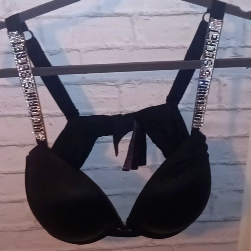 Victoria's secret black blinged out bra